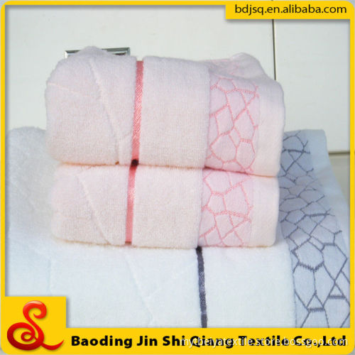 Wholesale Cotton Jacquard Fashion Gift Towel Set In Gift Box